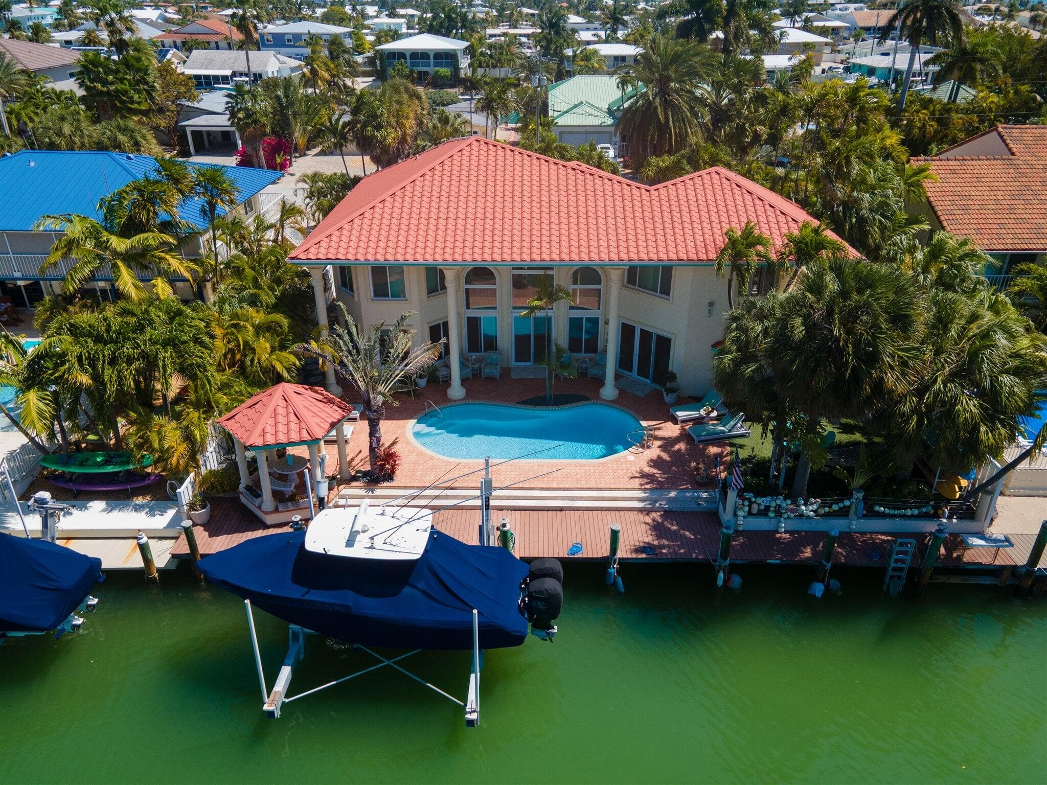 A beautiful property in Key Colony, FL