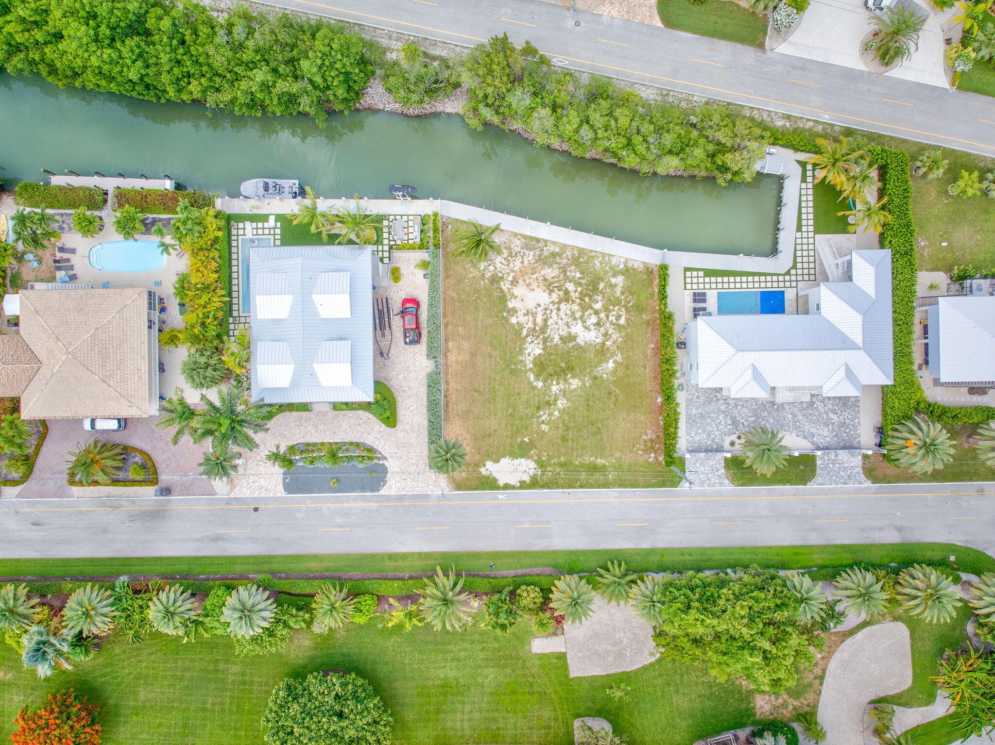 A beautiful property in Key Colony, FL