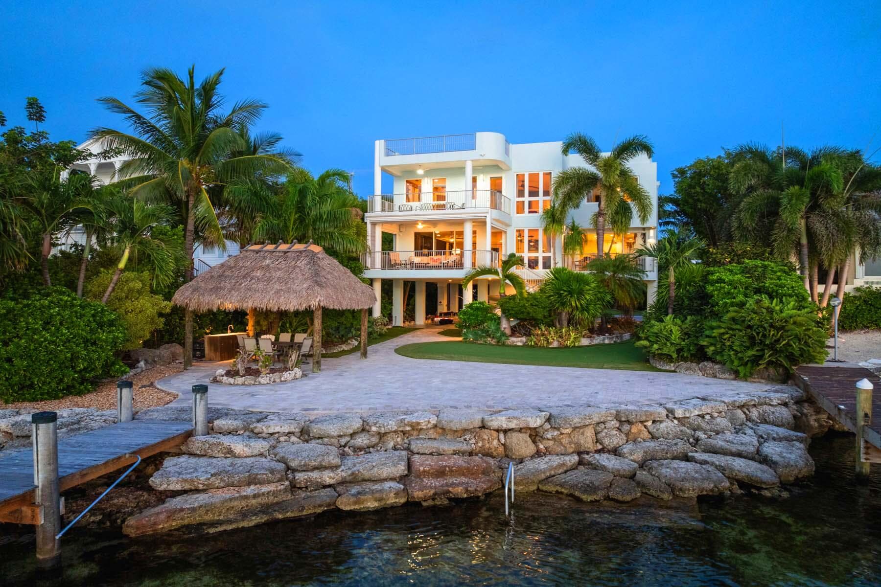 A beautiful property in Plantation Key, FL