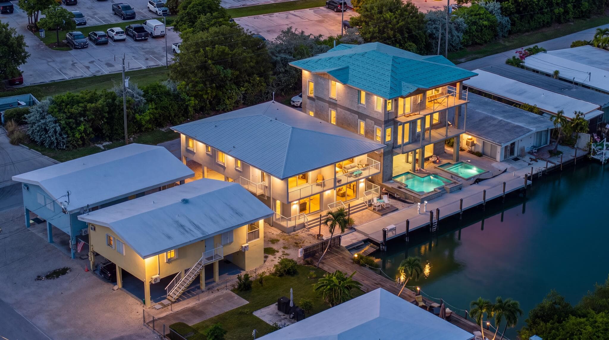 A beautiful property in Key Colony, FL