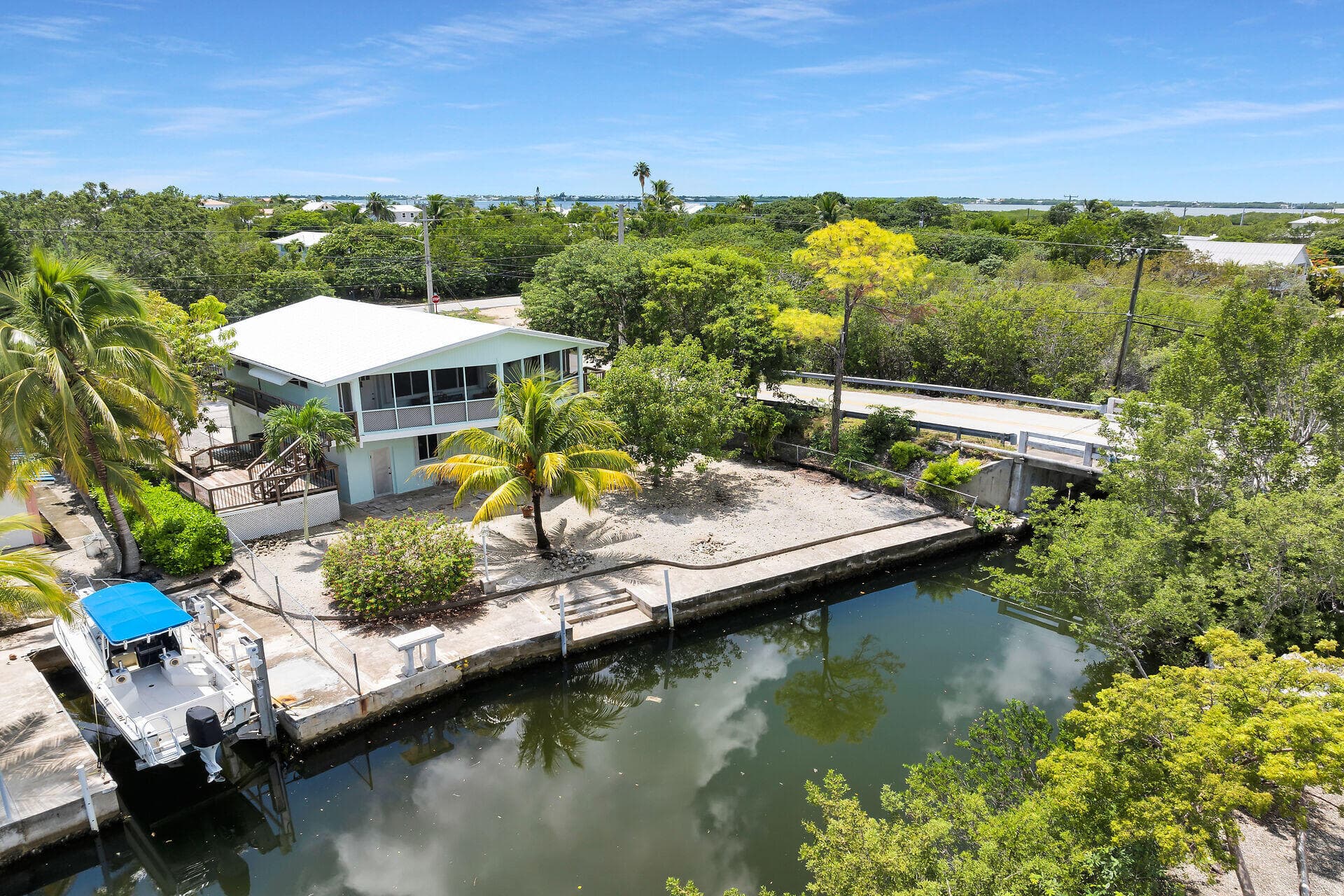 A beautiful property in Big Pine Key, FL