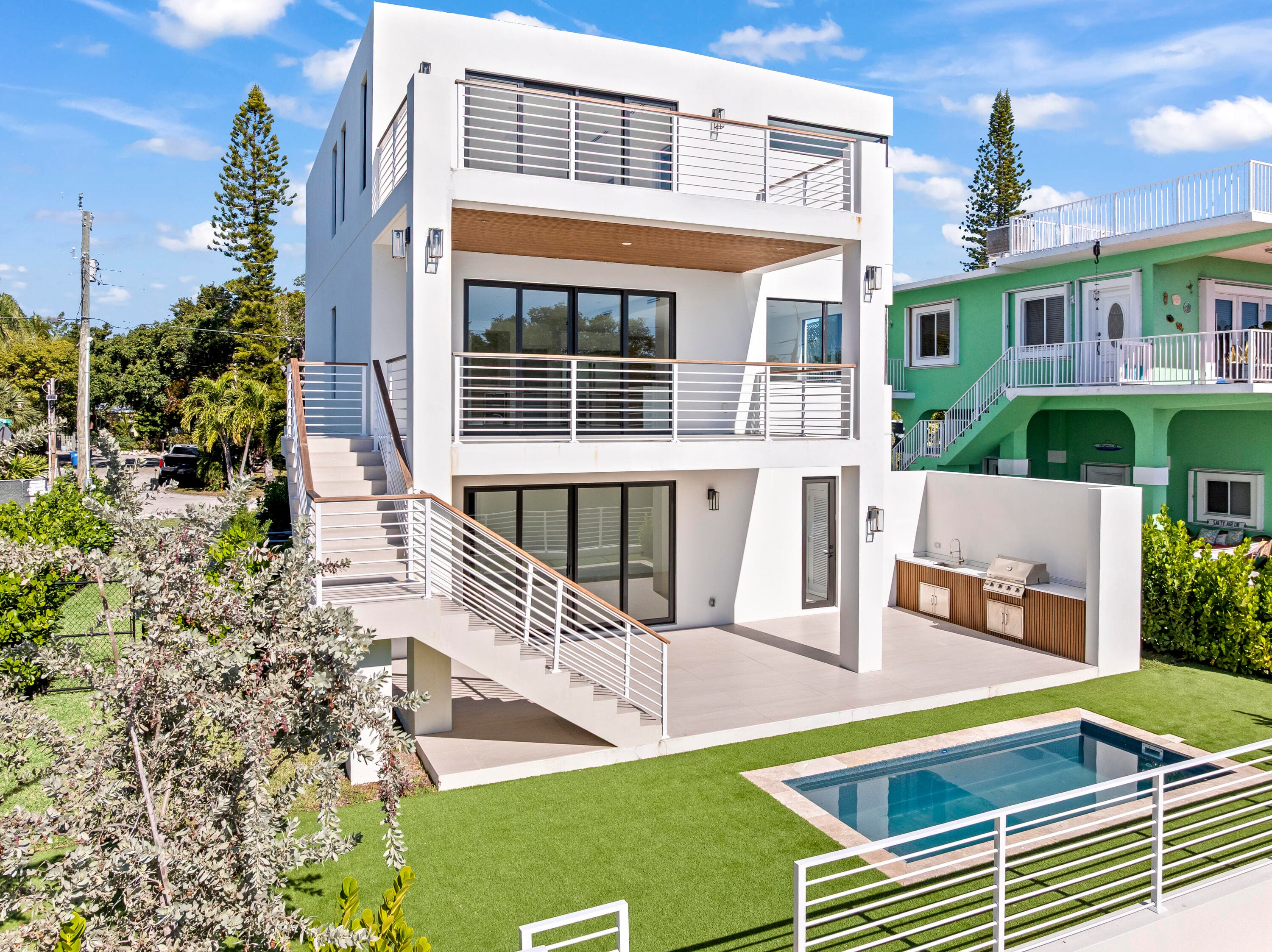 A beautiful property in Plantation Key, FL